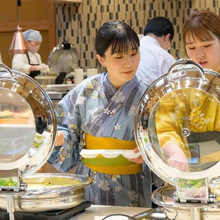 Senkeien Tsukioka Hotel Kaminoyama Esterno foto