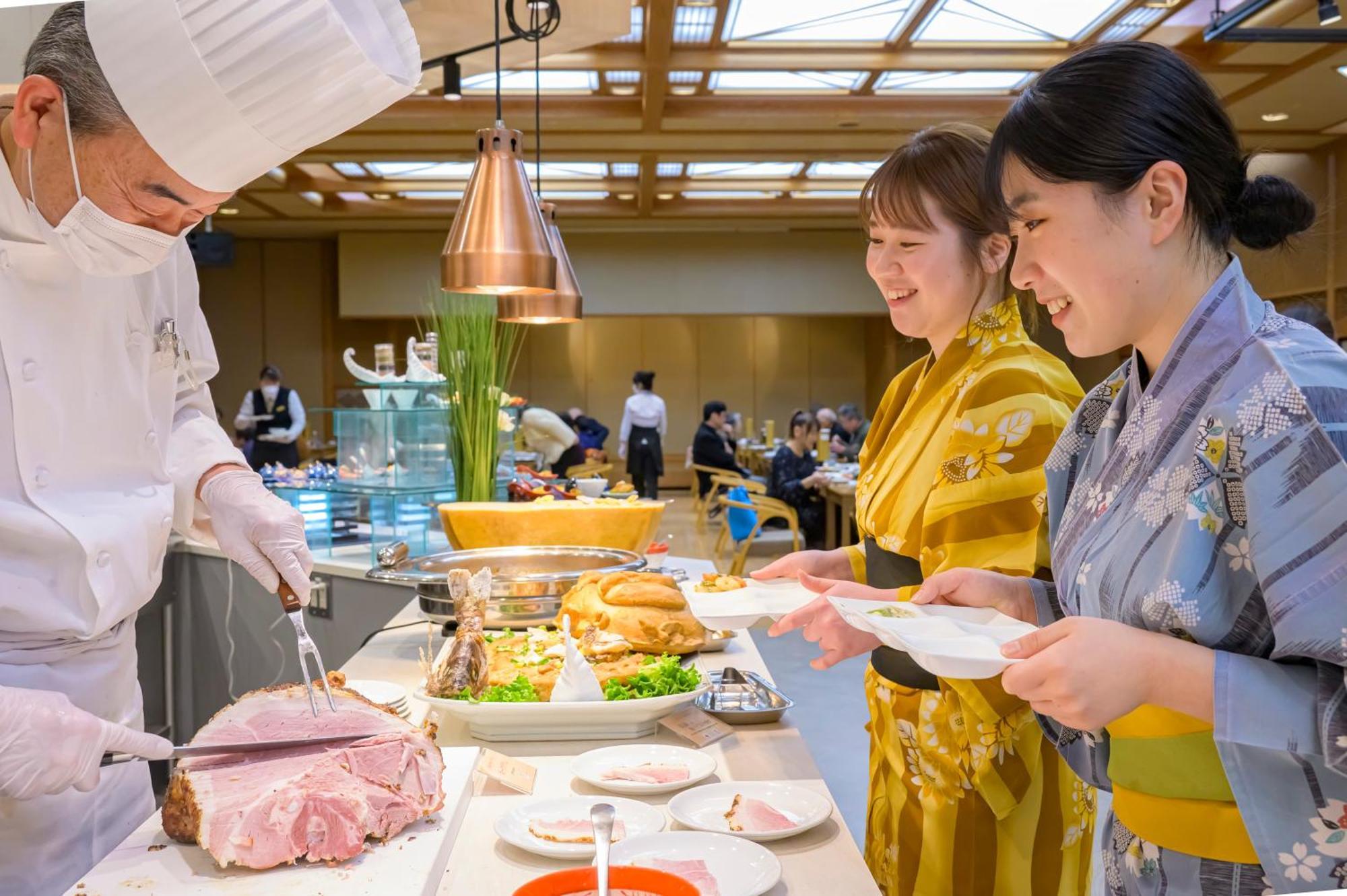 Senkeien Tsukioka Hotel Kaminoyama Esterno foto
