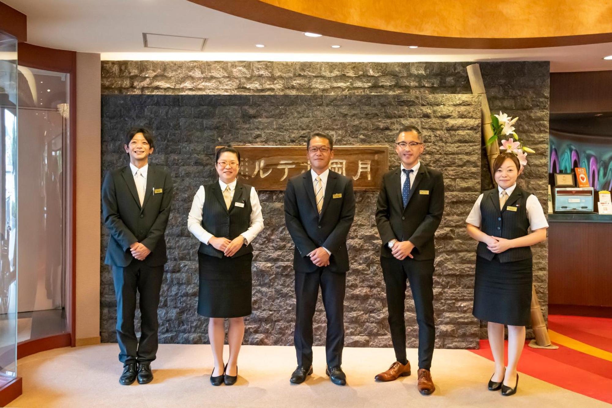 Senkeien Tsukioka Hotel Kaminoyama Esterno foto