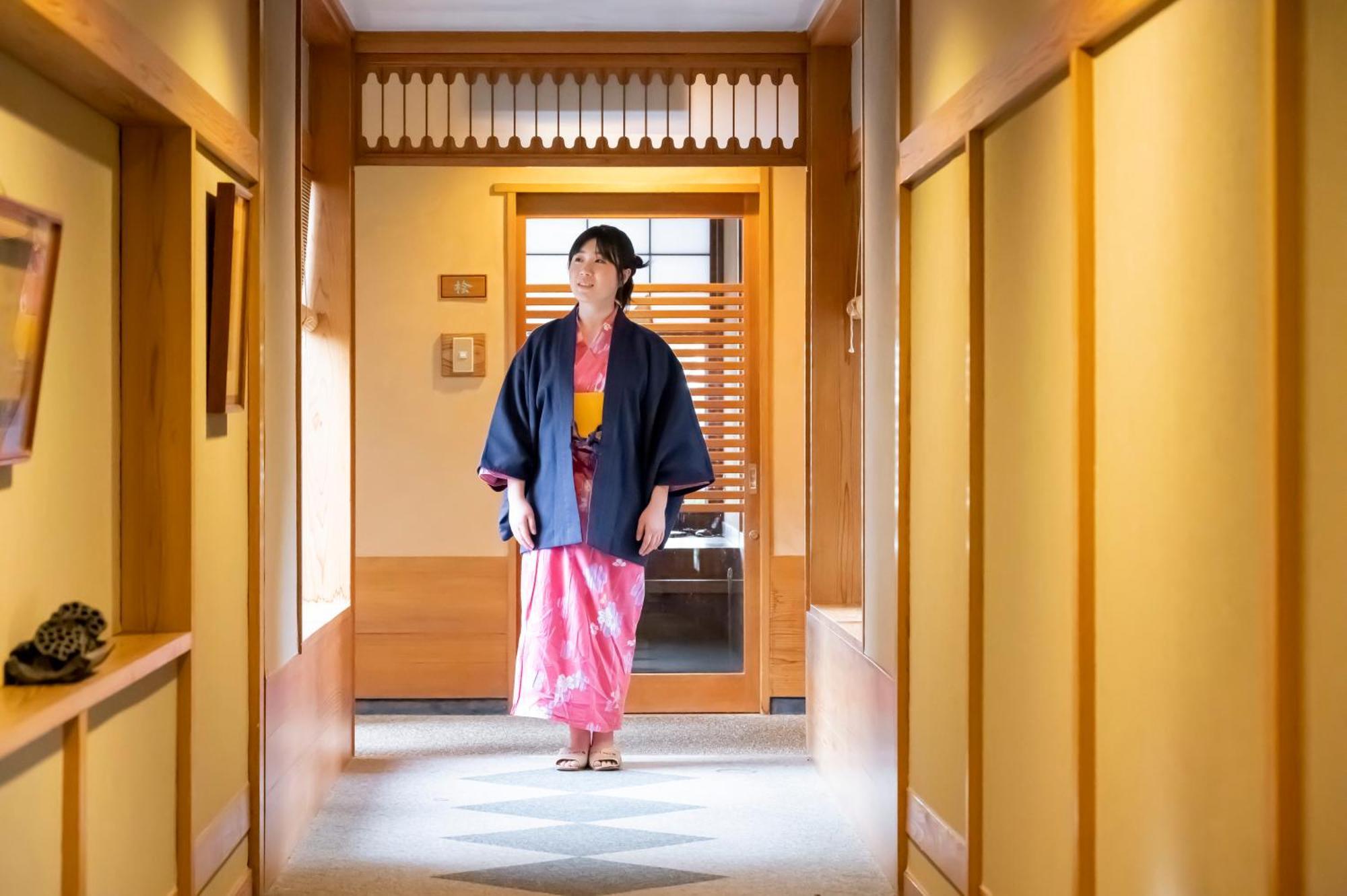 Senkeien Tsukioka Hotel Kaminoyama Esterno foto